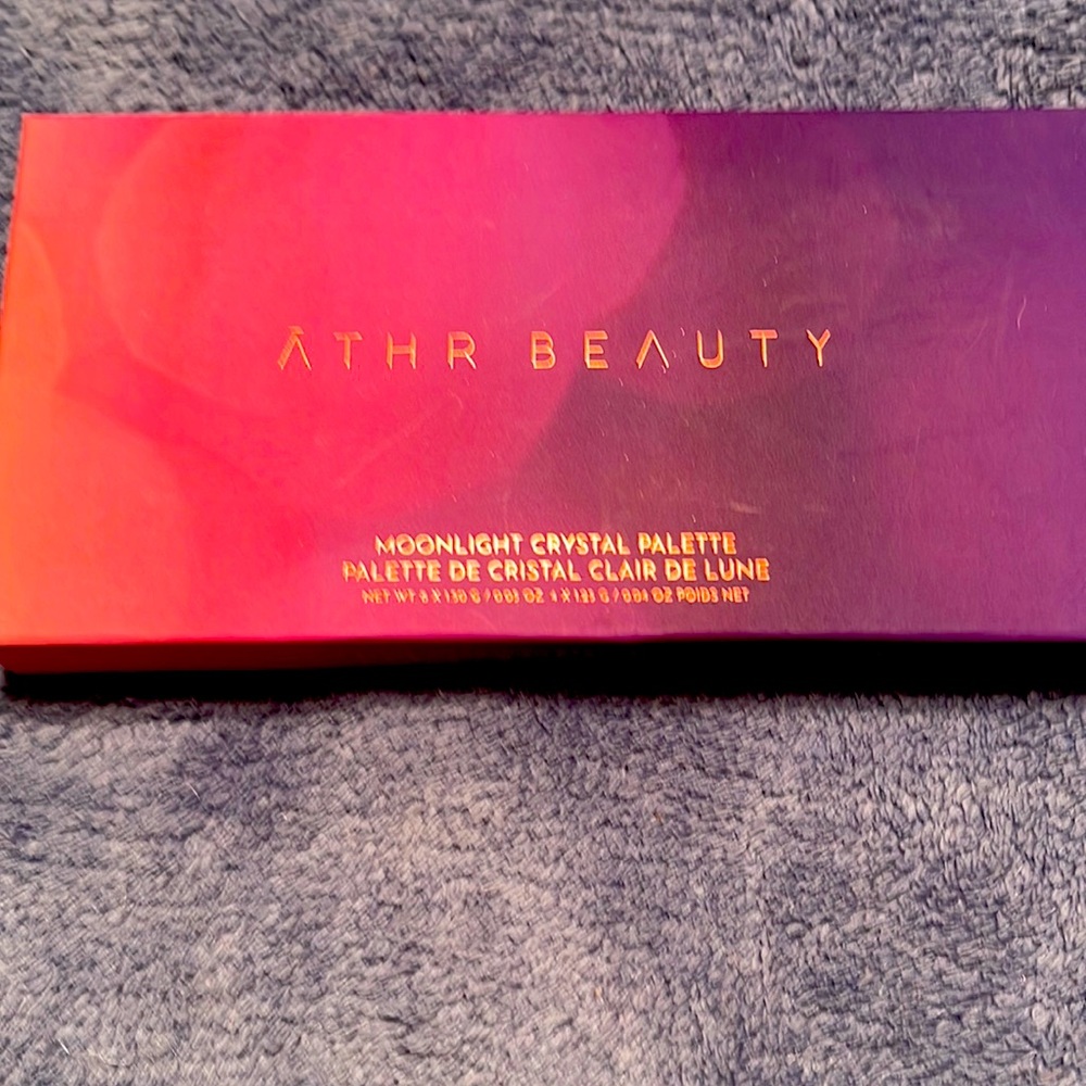 Eyeshadow palette